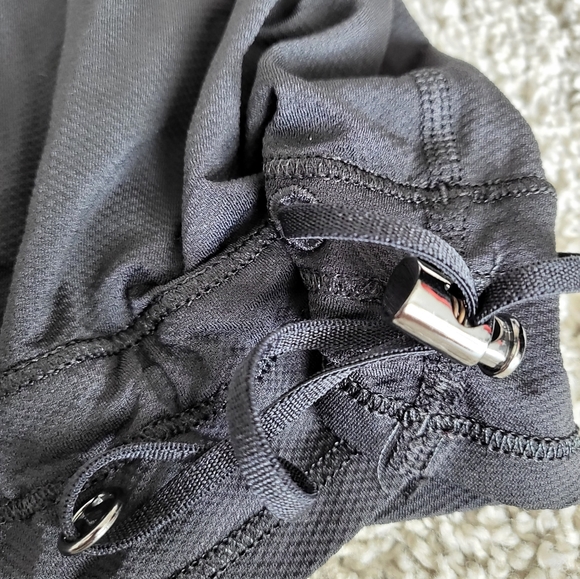 Lululemon tank - Picture 4 of 5